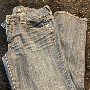 American Eagle blue jeans
